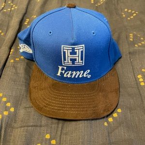 Fame Men’s SnapBack hat brand new without tags